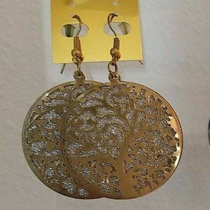 🌷5/$20 - Dangling Goldtone Round Tree of Life Hook Earrings 1 1/2"